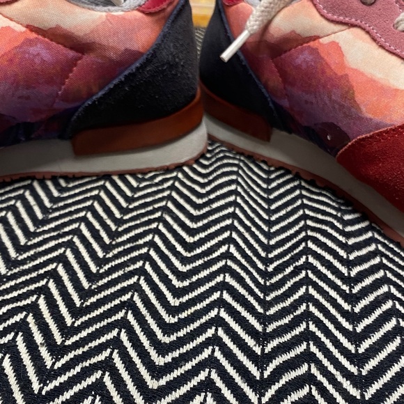 Inkkas Pink and Orange Sneakers - Picture 6 of 12